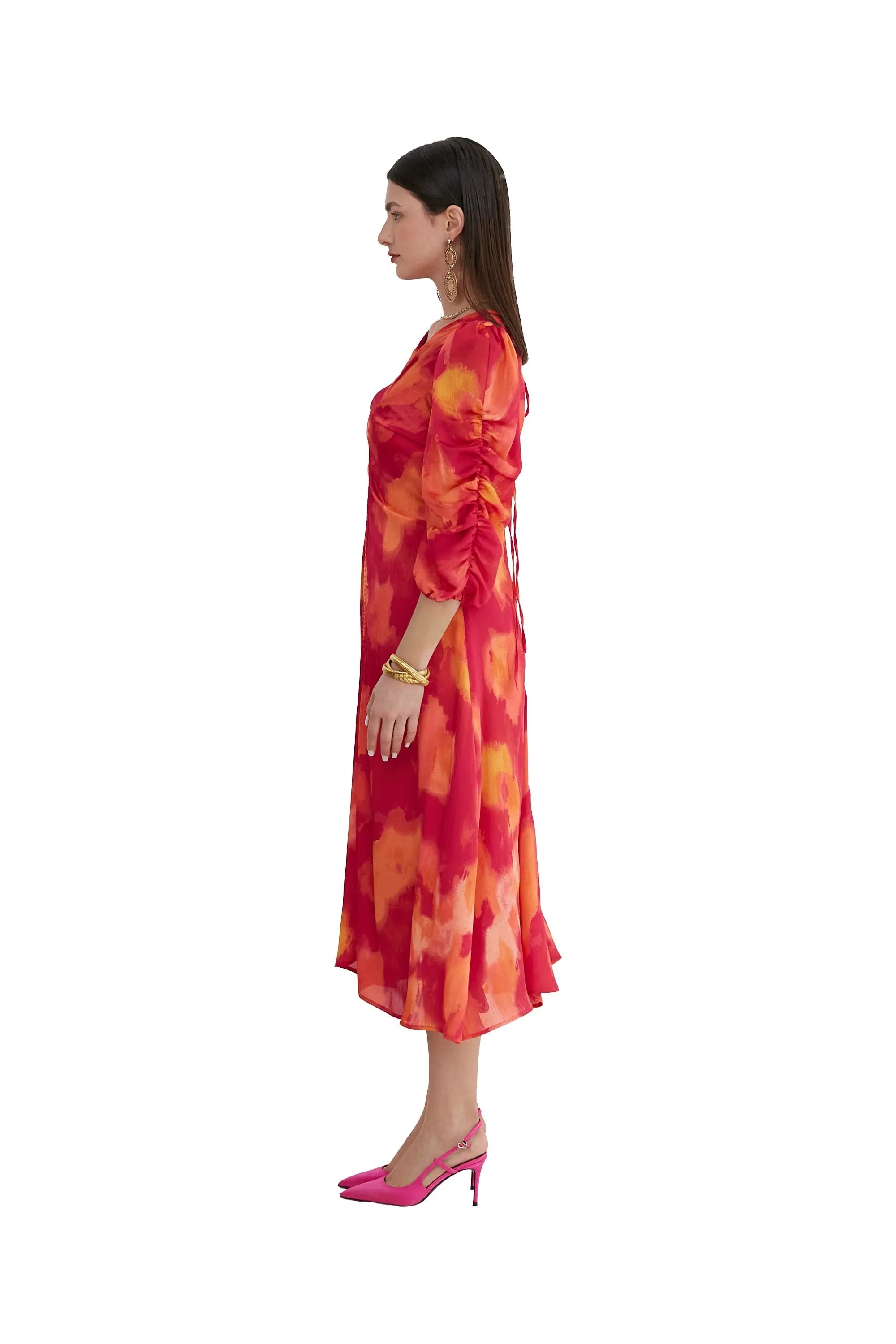 Women's Spring and Summer Sense of Design Dyed Dess with V-neck and waist ULA